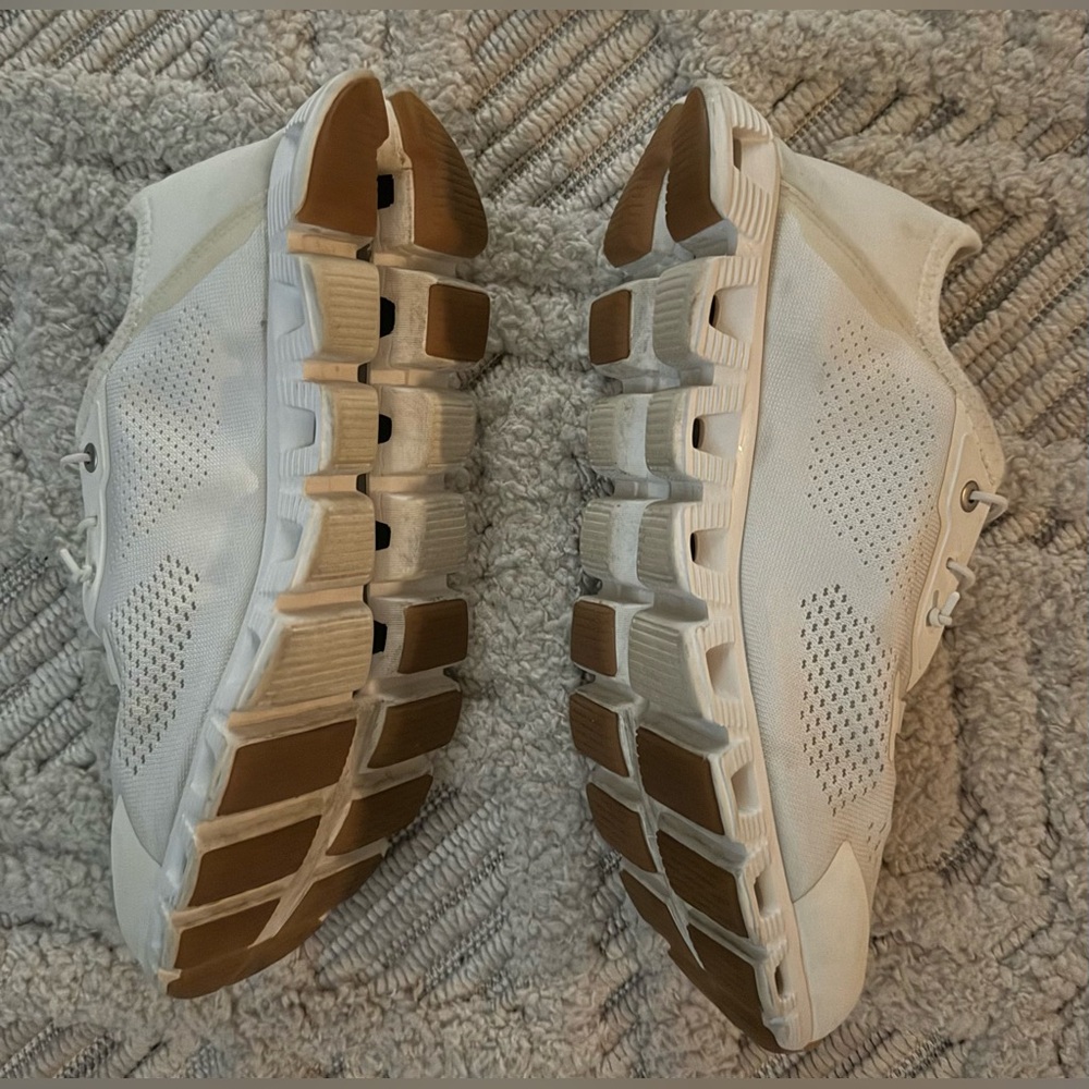 OnCloud Cloud Coast White Sneakers - Picture 3 of 5